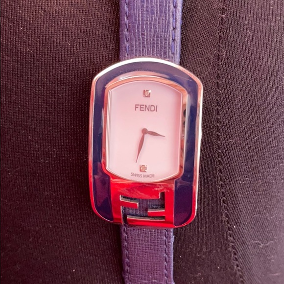 FENDI luxury WATCH with 2 real diamond stones main image 6